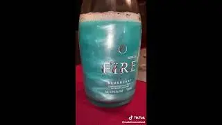 Funkelnder Wein mit Effekt - Wine of Fire