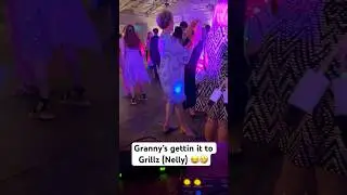 Age isn’t a factor when it comes to early 2000’s rap.. 😂🤣 