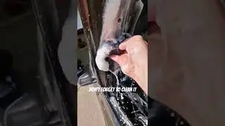 How to clean a engine 