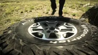 KO2 desafía la gravedad para continuar dominando el camino extremo.