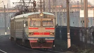 Электропоезд ЭР9М-529/539