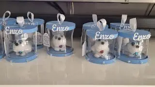 cajitas con botellas de plástico
