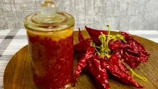 АДЖИКА из перцев ЧИЛИ с ЧЕСНОКОМ! Классический рецепт! Очень остро!
