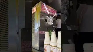 Фургончик мороженщика открытие сезона 2024 #music #yalutorovsk #icecream #russia