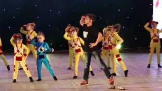 Хореографічний  колектив «Кіндер сюрприз», танець «Фіксіки»