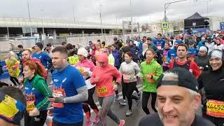 Абсолют Московский Марафон на 42 и 10 км // Старт бегущих десятку // Start Moscow Marathon 2019