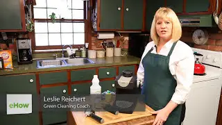 Kitchen Cleaning : How to Clean an Espresso Maker With Vinegar