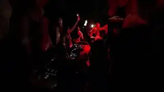 Душевые песни СССР после жёсткого техно в клубе 