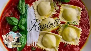 Ravioli selber machen | Italienisches Ravioli Rezept mit selbstgemachter Tomatensoße