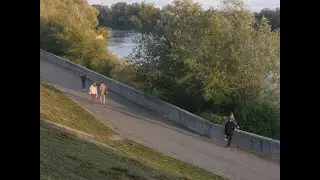 Алла Пугачева - По улице моей который год...