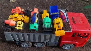 Berpetualang mencari mainan.truk oleng.dumptruk.truk polisi.kereta