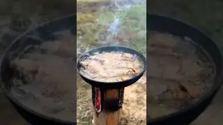 Жарим на ужин карасиков на так называемой "финской свечке". #якутия #fishing #якутск #shots #yakutsk