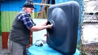 Снимаем бак для воды с летнего душа
