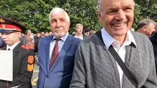 ПЕРЕД ТОРЖЕСТВЕННЫМ ПОСТРОЕНИЕМ
