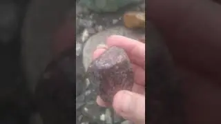 hunting gems mookaite .Leopard skin Jasper . serpentine and multi stone sillicate