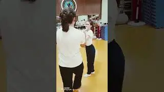 Тренируем Вин Чунь Куэн/Wing Chun training #top #Wingchunvl #russia #shorts #sparring #martialarts
