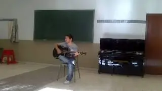 Jorge cantando