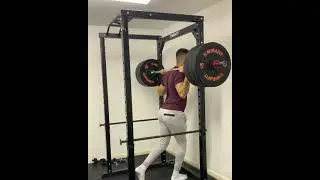 Men butt excercise in Sweatpant