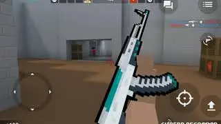 Играю в блокстрай :)