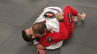How to stop getting crushed in half guard bottom