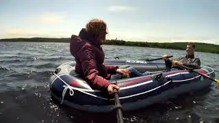 Первый заплыв на надувной лодке