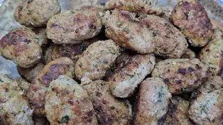 Летние котлеты с кабачками и зеленью