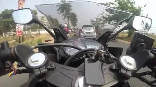 Yamaha R25 testride Cirendeu
