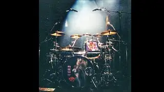 Solo de Batería de Alex González - Maná en Perú 1993