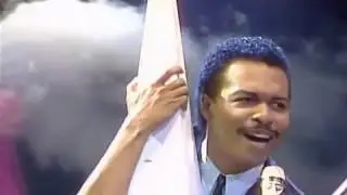 Ray Parker Jr. - Ghostbusters (LIVE) (1984) (HQ)