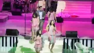 Qaya qrupu,Heyder Eliyev Sarayi