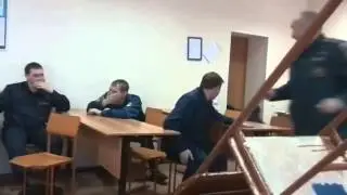 сонный пожарный