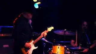 Cairo Knife Fight - A-Seven