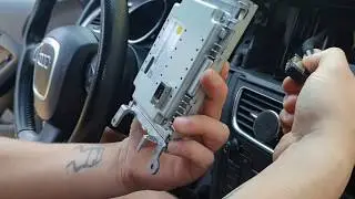 Audi A5/S5/RS5, A4 B8 MMI Screen Removal, Replacement