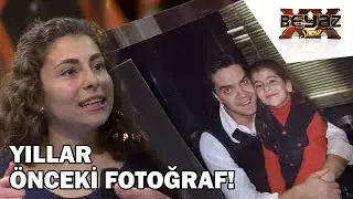 Beyaz'ın Karşısına Yıllar Önce Çekildiği Fotoğraf Çıktı! - Beyaz Show