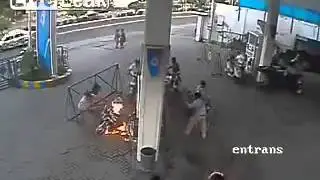 LiveLeak.com - Bike catches fire while refuelling in India