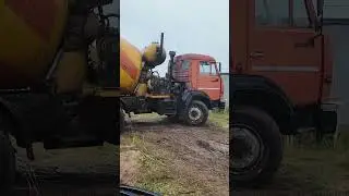 Заливка бетона. Фундаментная плита 300 мм #фундамент #армирование #бетон #проектирование #стройка