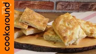 Focaccia | Morbida e croccante!