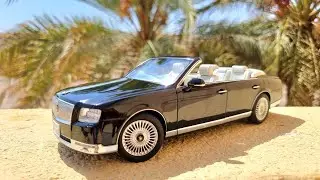 1/18 Autoart Toyota Century Open Car