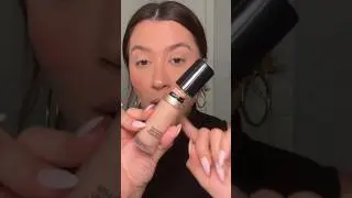 Esta es la tenica que yo utilizo para evitar que el parpado se cuartee #tutorialdemaquillaje #makeup