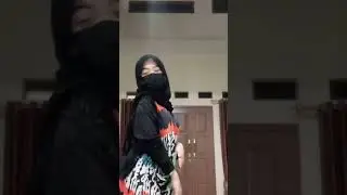 Tiktok hijab cantik goyang engkol