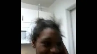 Sister twerks