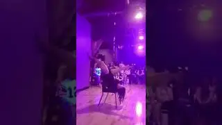 A little acro chair freestyle...