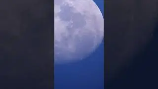 Lua vista por um Telescópio 80mm refrator