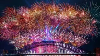 SYDNEY NYE 2022 - Amazing Fireworks  💥 🎆🎇
