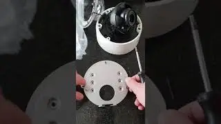 Unboxing a hikvision ds-2cd2755FWD-IZS 2.8-12MM 5MP HD IP network cctv camera