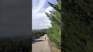 Есть кто прославляет Бога и в. жару