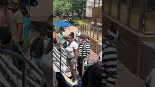 Can’t miss the Best moment with Rob mime SeaWorld 