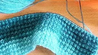 Интересный узор спицами💙
