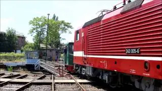 243 005 wird ins DBM Halle (Saale) rangiert...