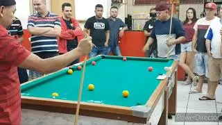 Baianinho de Mauá X Brinquinho 2.000 quem faz 10, bola lisa. #livedesinuca #sinucaaovivo #Baianinho
